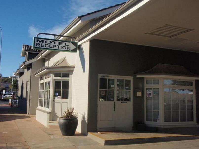 Coachman Hotel Motel Parkes Buitenkant foto